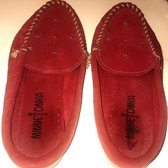 Minnetonka Red Suede Mules - Picture 5 of 5